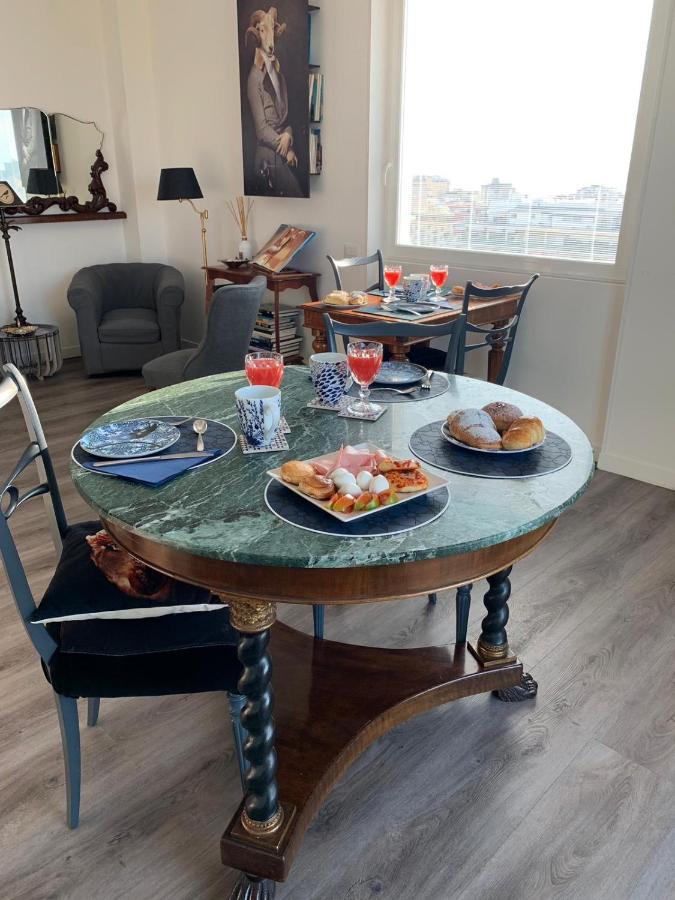 קליארי Eleventh Floor Suites מראה חיצוני תמונה
