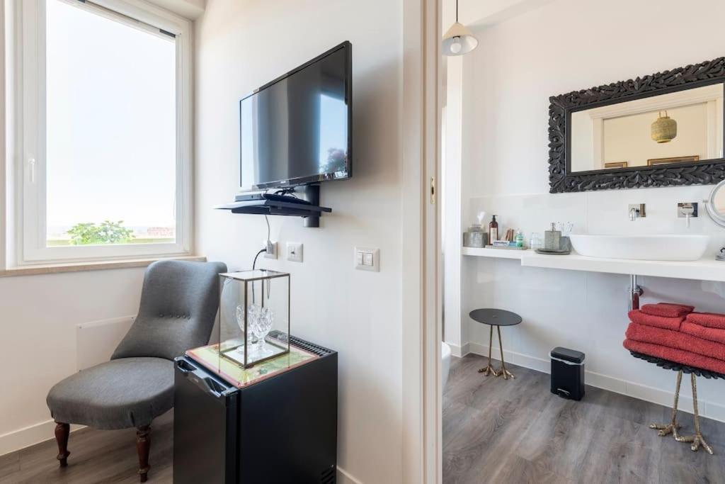 קליארי Eleventh Floor Suites מראה חיצוני תמונה